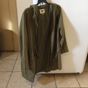 Green coat / Lindsey Weir + Yeezy!